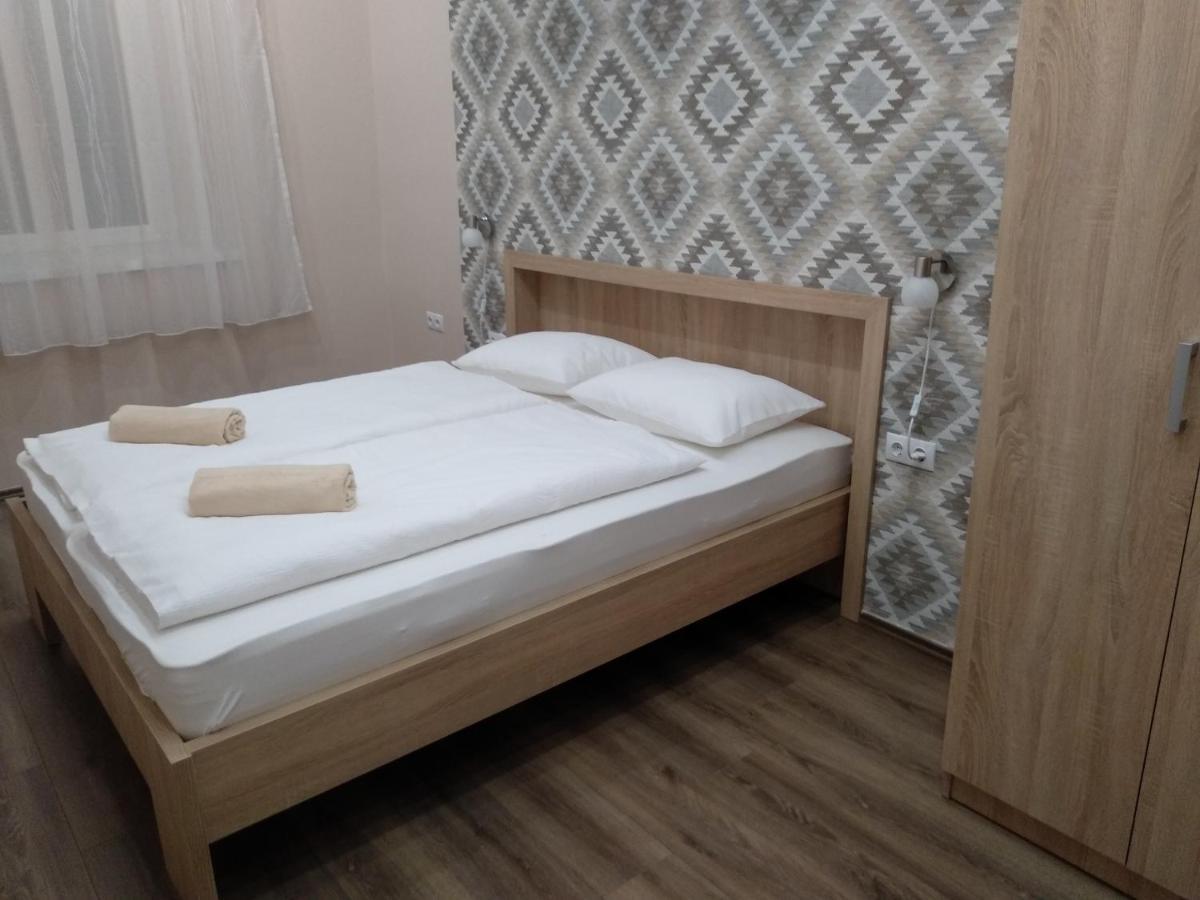 Gesztenye Apartman Mako Luaran gambar