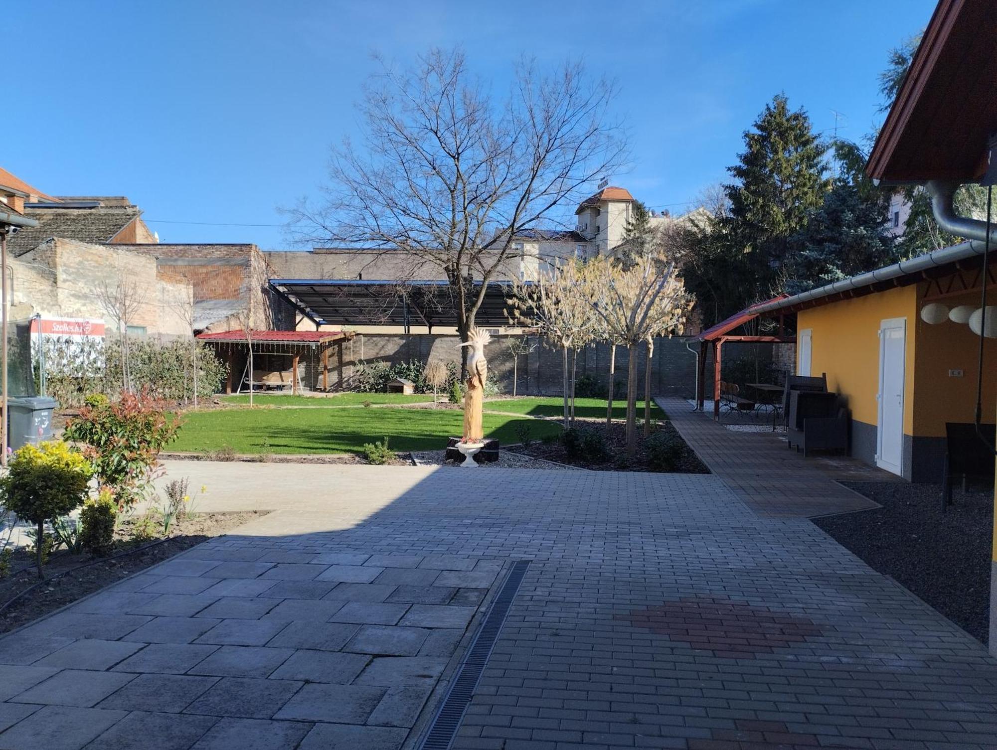 Gesztenye Apartman Mako Luaran gambar