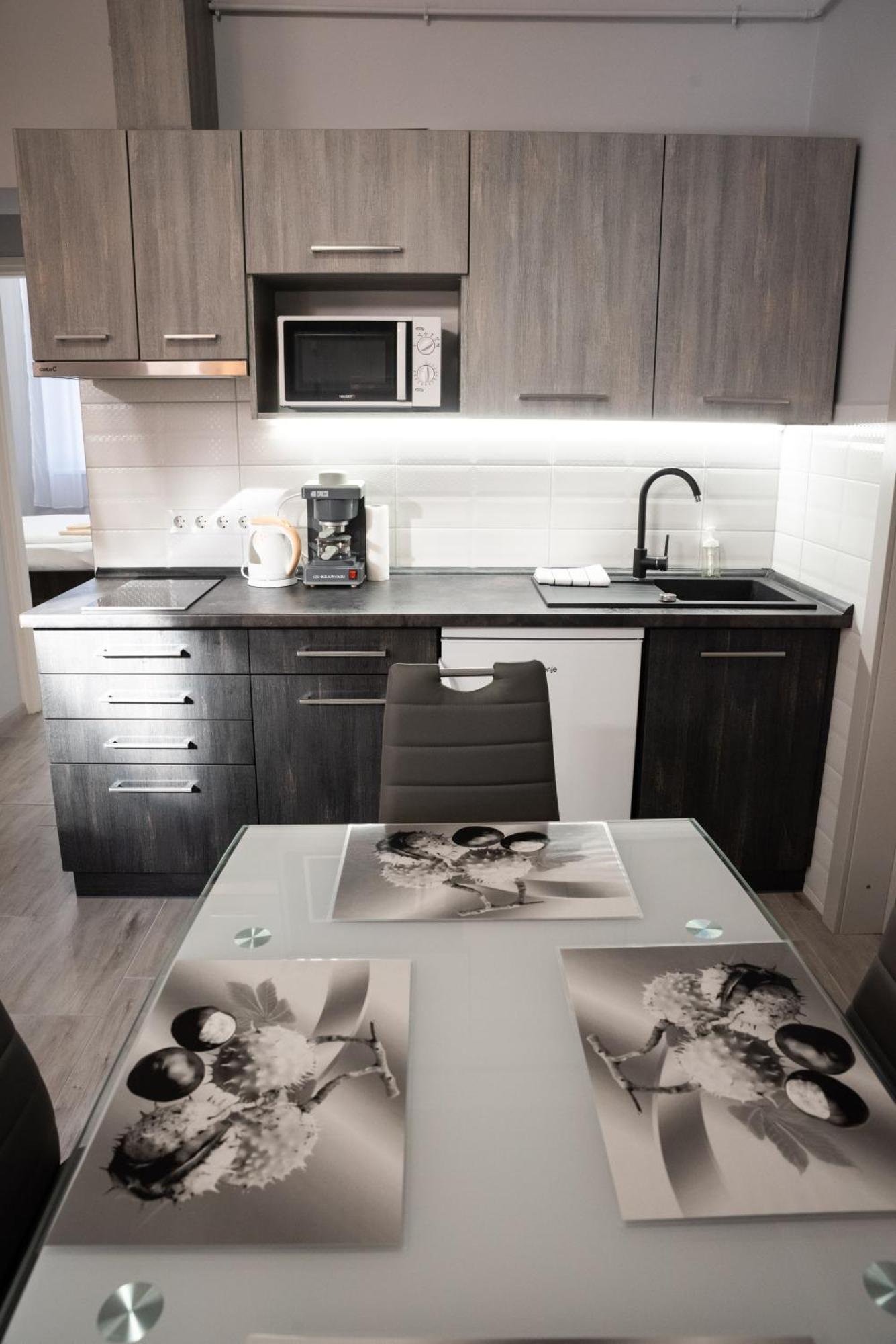 Gesztenye Apartman Mako Luaran gambar