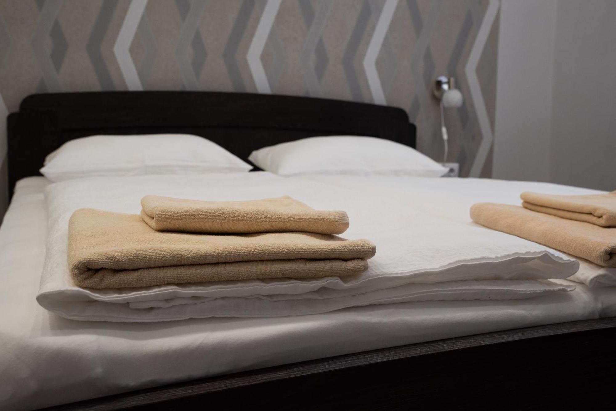 Gesztenye Apartman Mako Luaran gambar