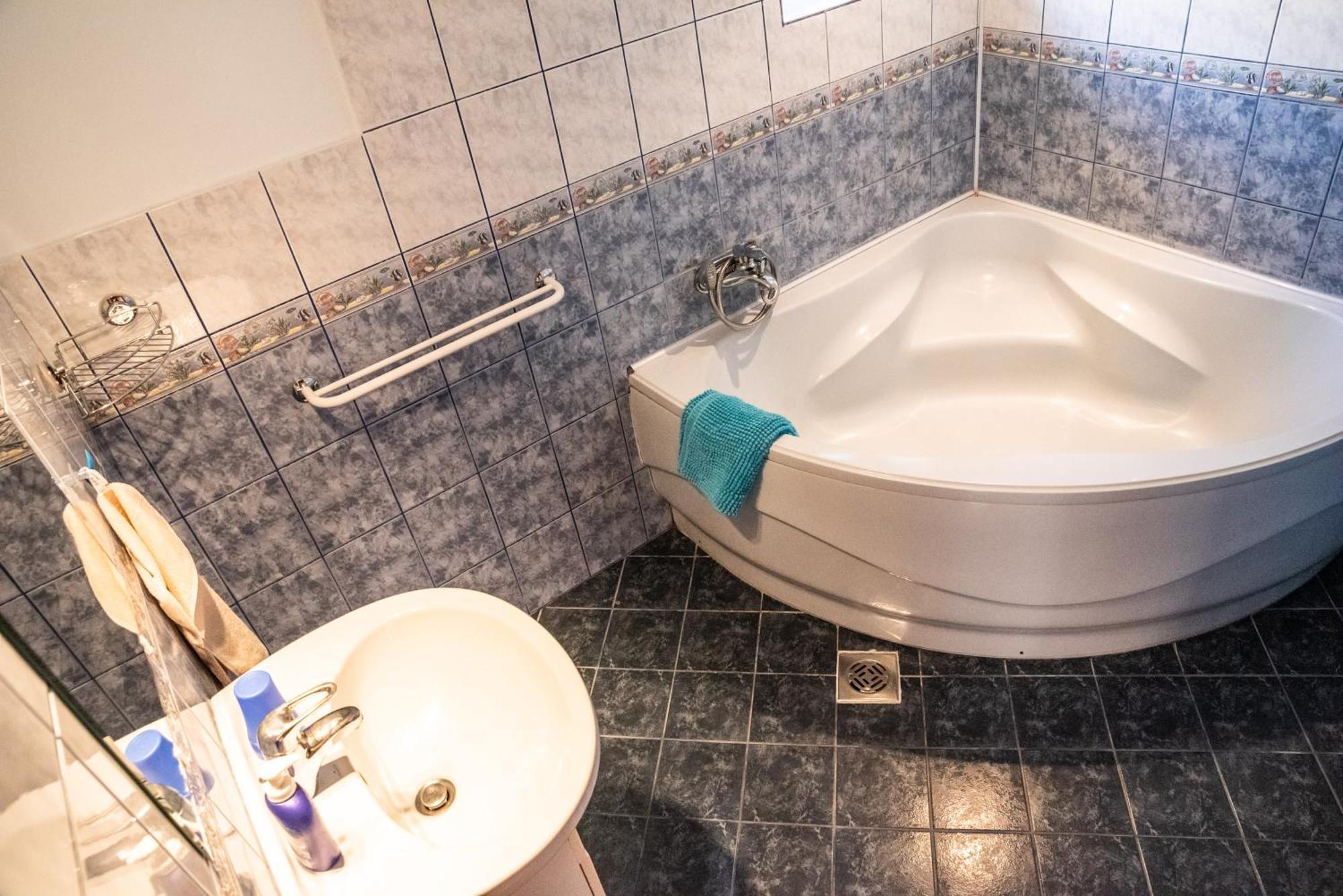 Gesztenye Apartman Mako Luaran gambar