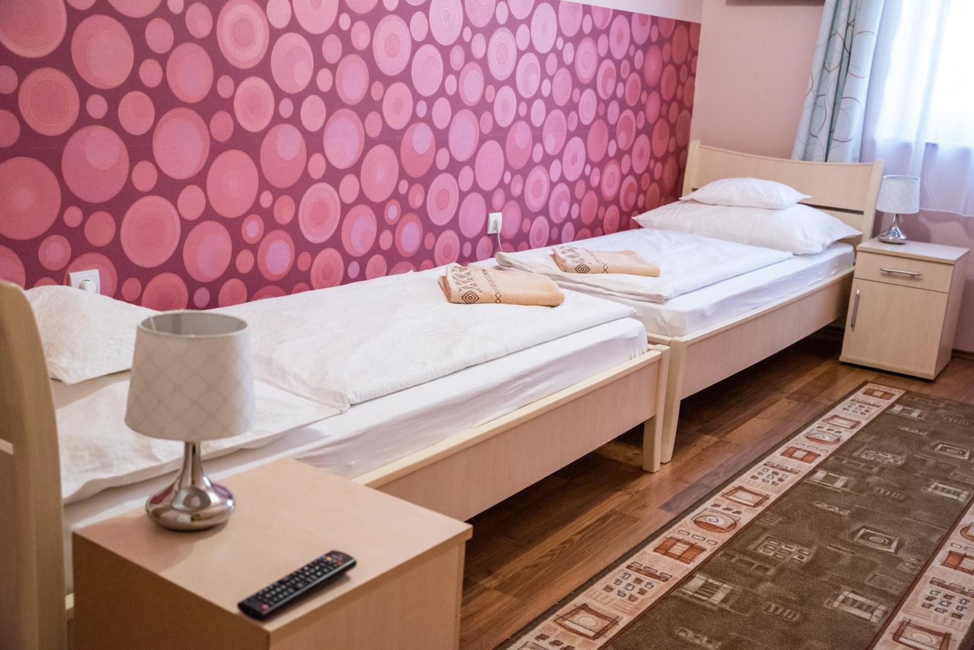 Gesztenye Apartman Mako Luaran gambar