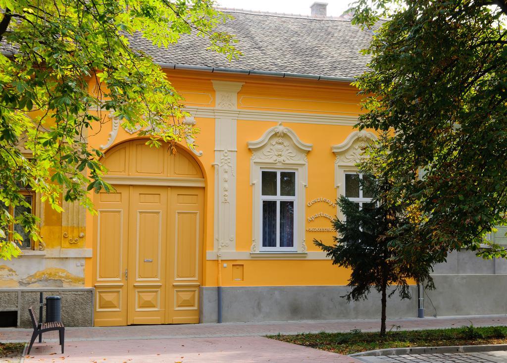 Gesztenye Apartman Mako Luaran gambar